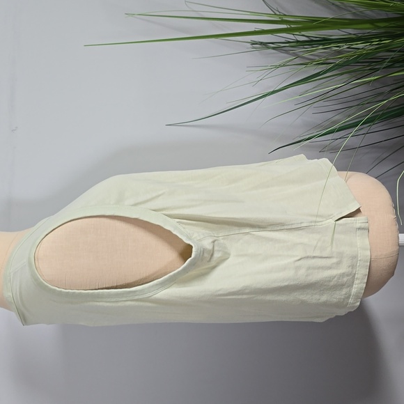 Lululemon Classic-Fit Cotton-Blend Tank Top - Picture 6 of 7